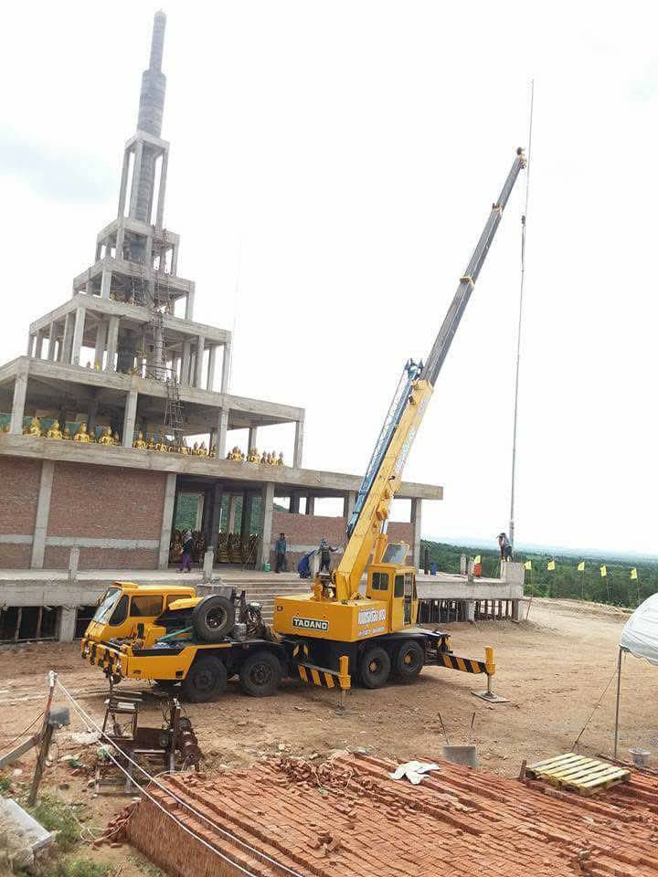 28 - https://เบนซ์รุ่งเรืองเครน.com | บริการเช่าเครน รถบรรทุกติดเครน และรถกระเช้าพร้อมทีมงานมืออาชีพ รถทุกคันมีปจ.2 และใบรับรองความปลอดภัย ให้บริการทั้งรายวันและรายเดือน พร้อมดูแลทุกสถานการณ์